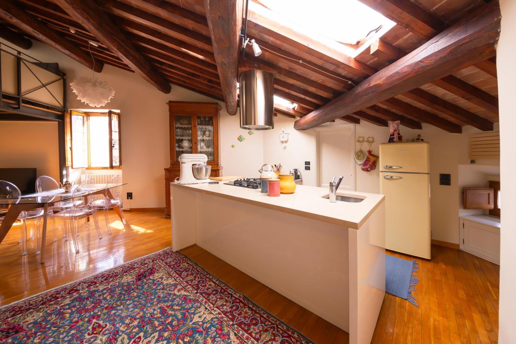Loft Elegance Lägenhet Pistoia Exteriör bild