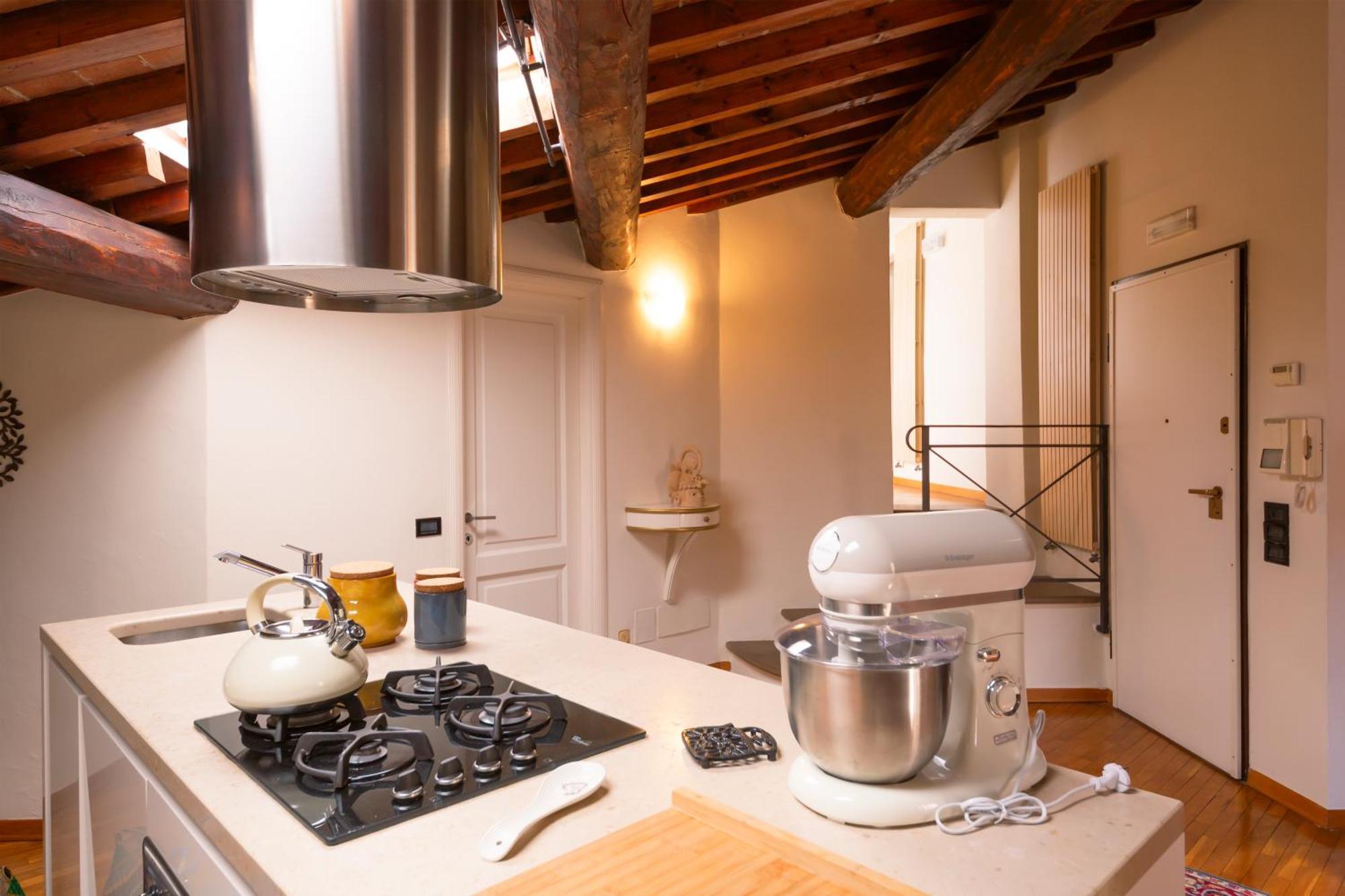 Loft Elegance Lägenhet Pistoia Exteriör bild
